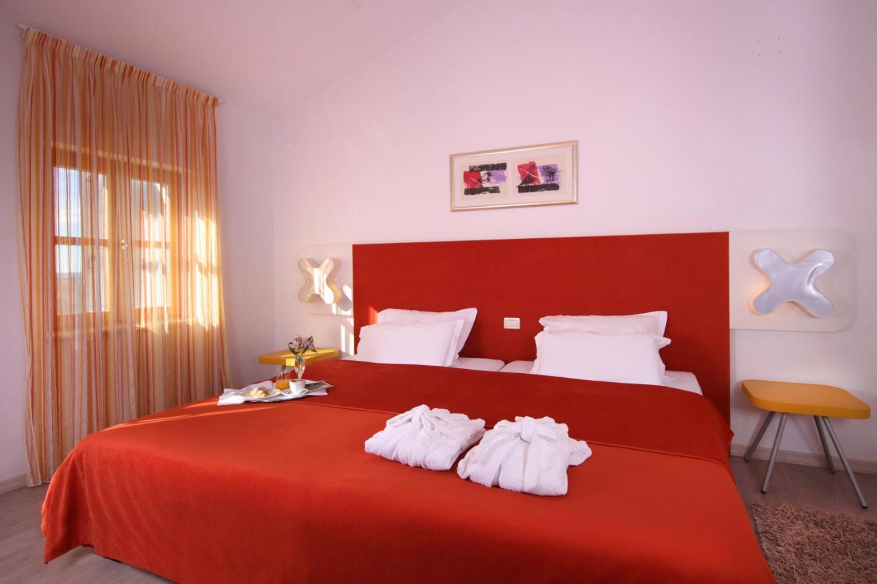 Velanera Hotel & Restaurant Šišan Zewnętrze zdjęcie