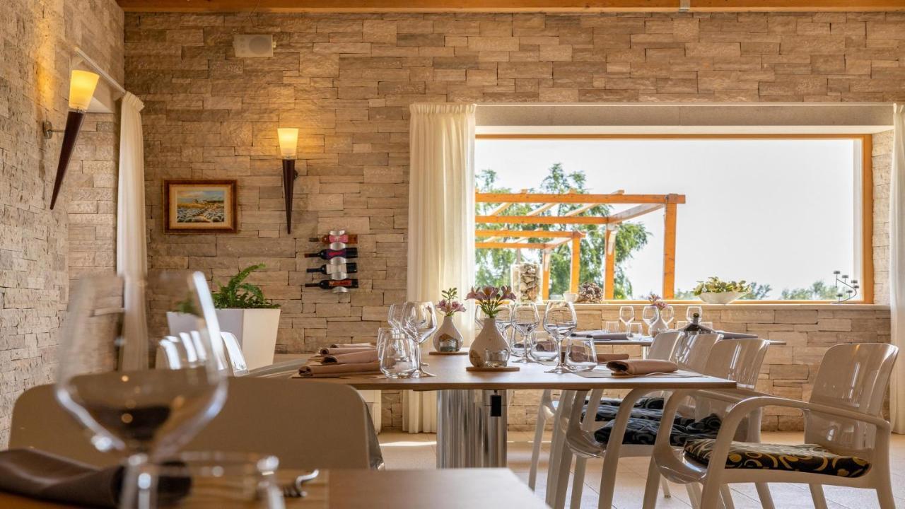Velanera Hotel & Restaurant Šišan Zewnętrze zdjęcie