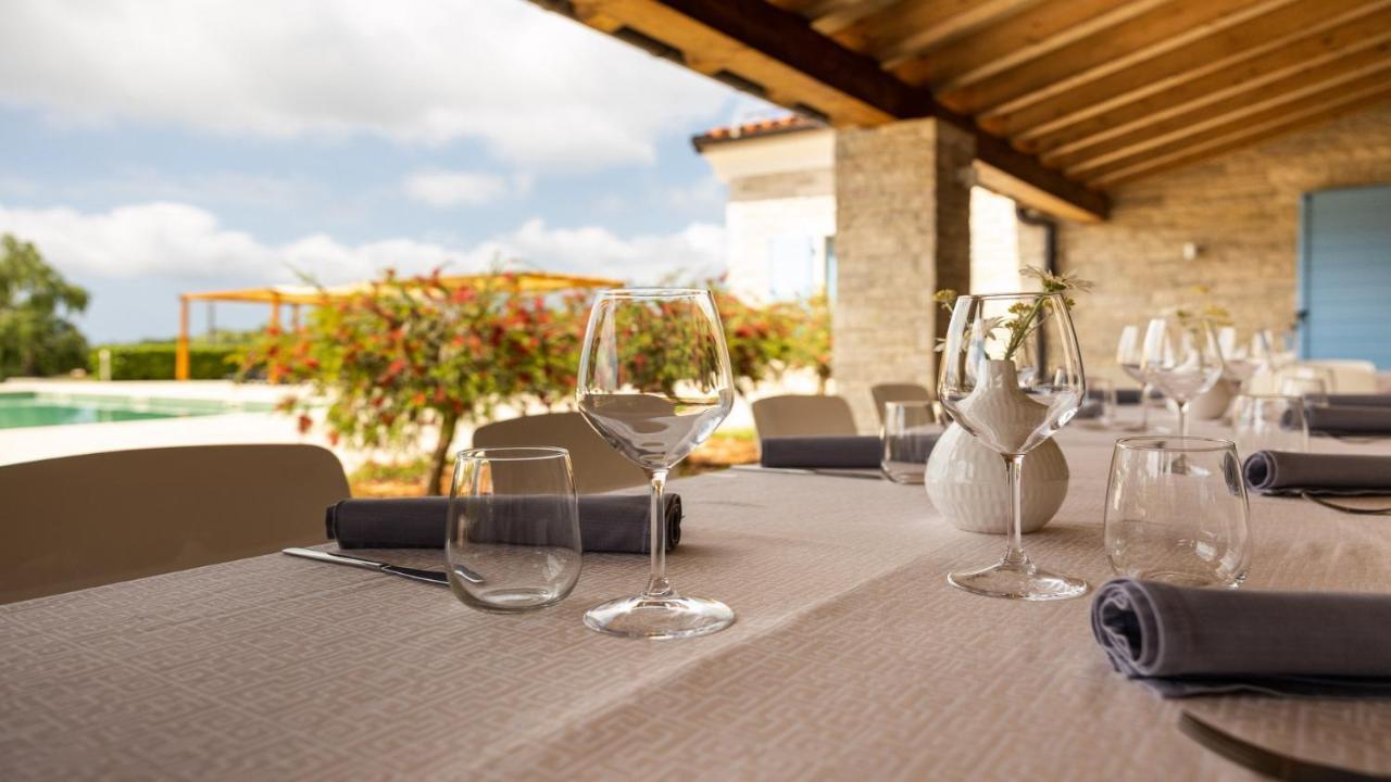 Velanera Hotel & Restaurant Šišan Zewnętrze zdjęcie