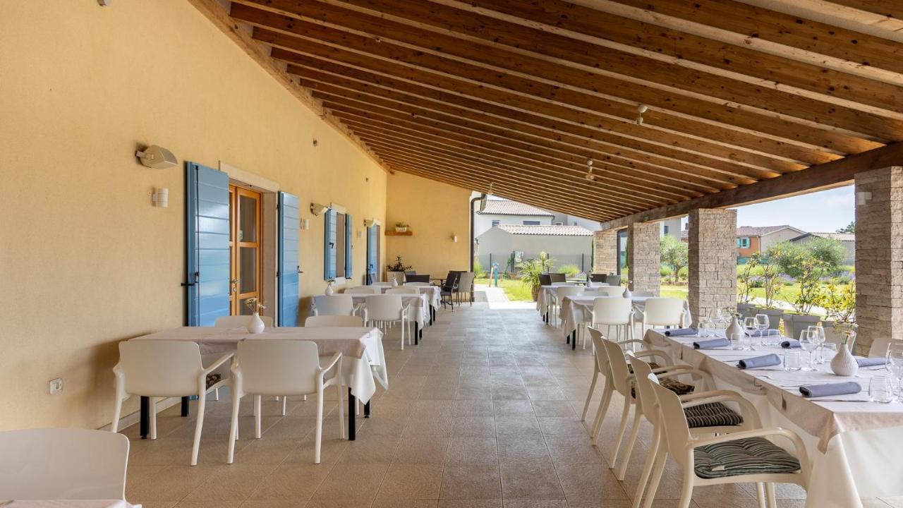 Velanera Hotel & Restaurant Šišan Zewnętrze zdjęcie