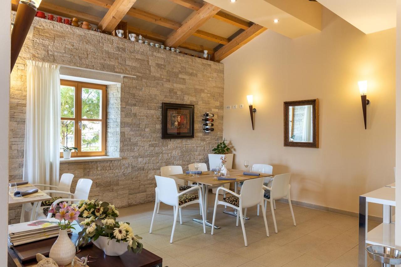 Velanera Hotel & Restaurant Šišan Zewnętrze zdjęcie